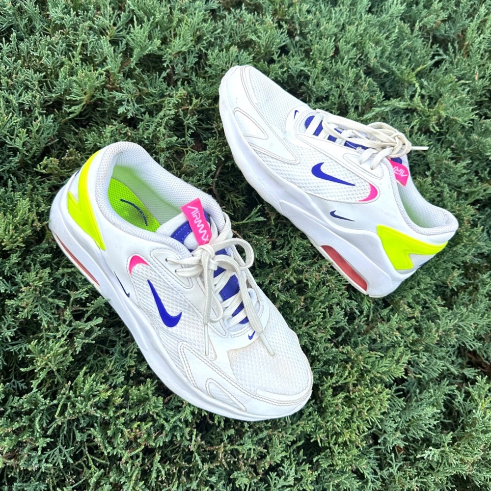 Nike Air Max Bolt AMD Athletic Shoes Women Sz 6.5 White Indigo Burst Pink Blast - Picture 1 of 13